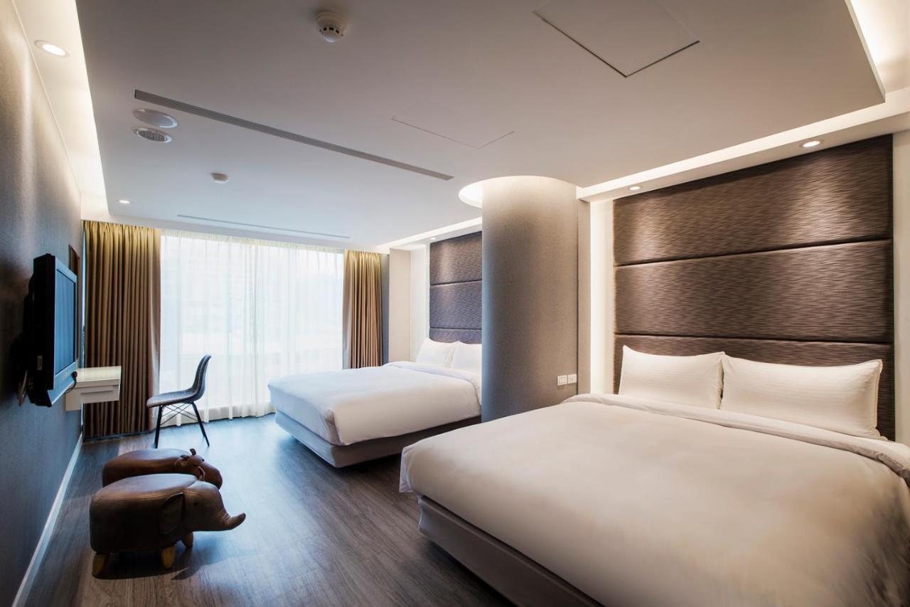 Deluxe Quadruple Room